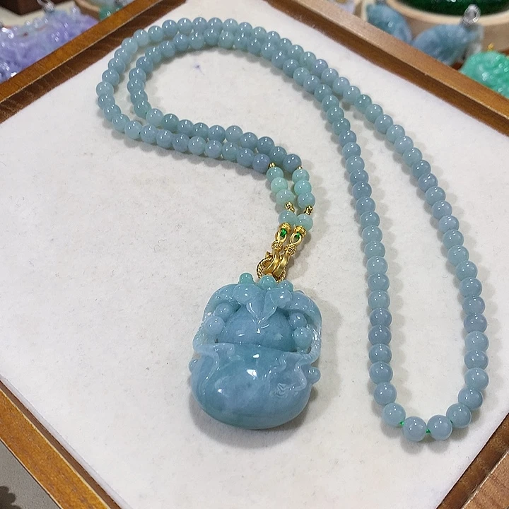 翡翠未镶嵌颈饰翡翠吊坠
