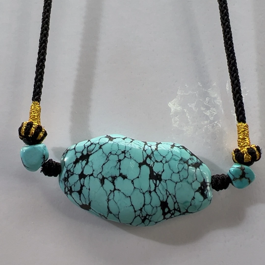 绿松石未镶嵌挂件