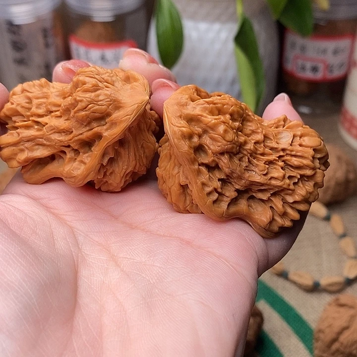 吊坠文玩核桃吉祥鸟