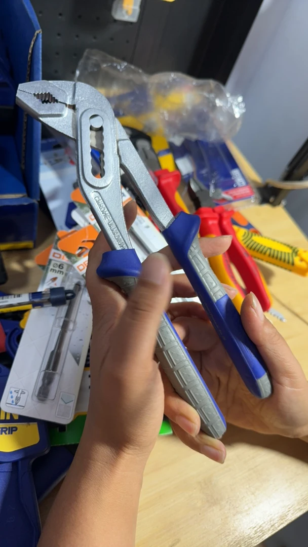 可调式多功能水泵钳鹰嘴管子钳家用卫浴水管水龙头扳手