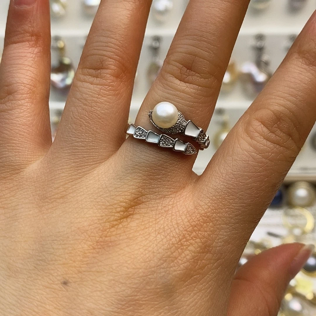 颈饰未镶嵌淡水珍珠