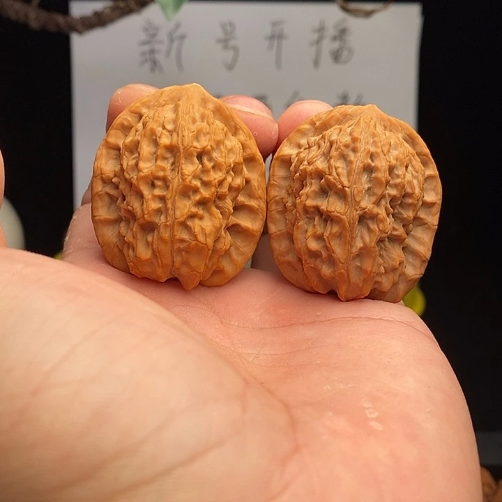 吊坠桃核马老四37体验对