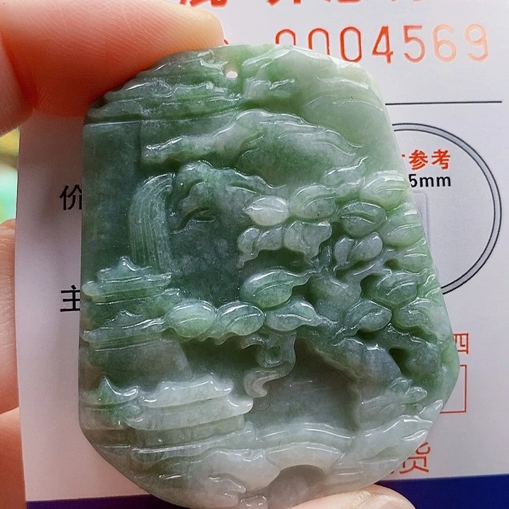 吊坠(不含链)未镶嵌翡翠