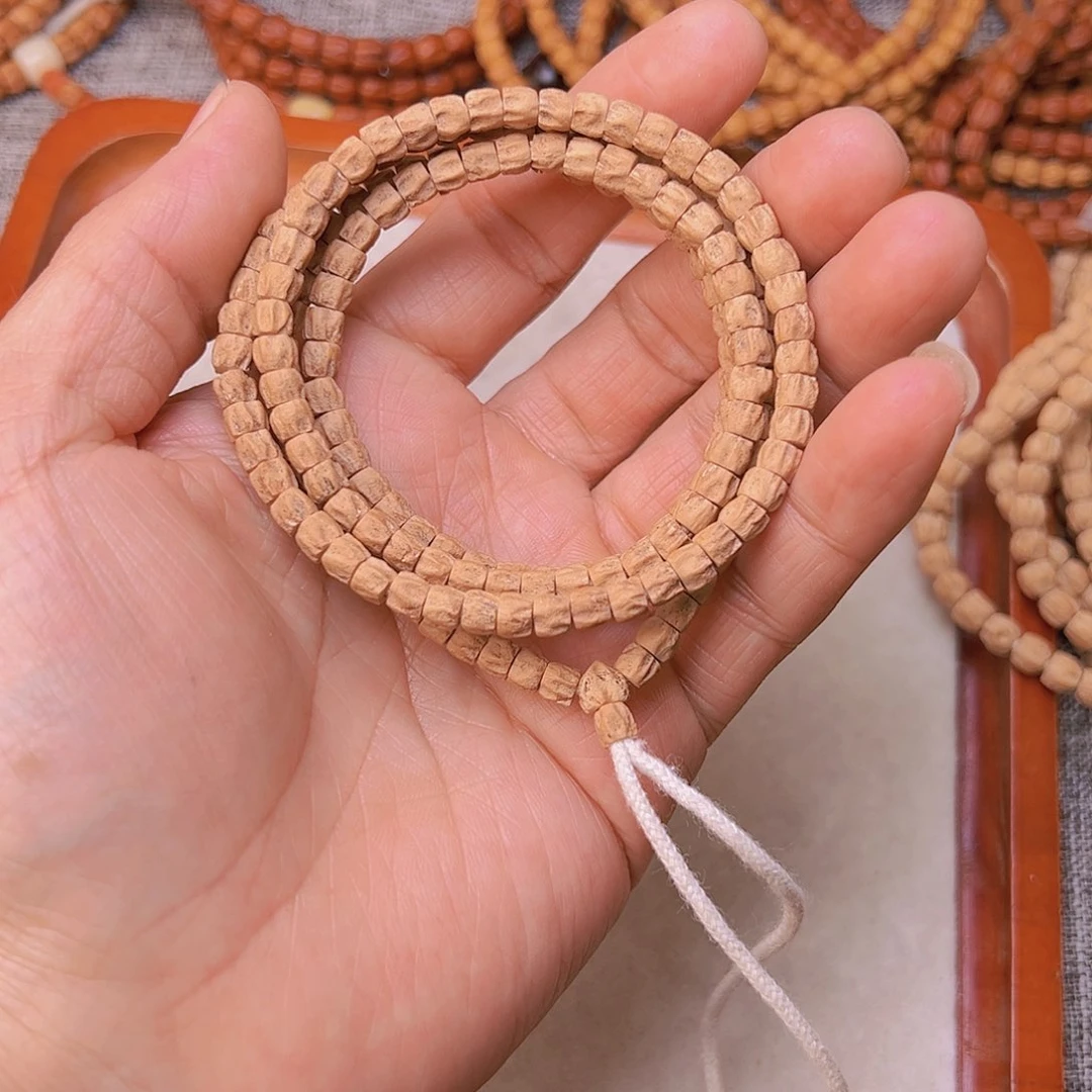 【闪购商品】柏香籽/百香籽手串7****4热振红皮方块