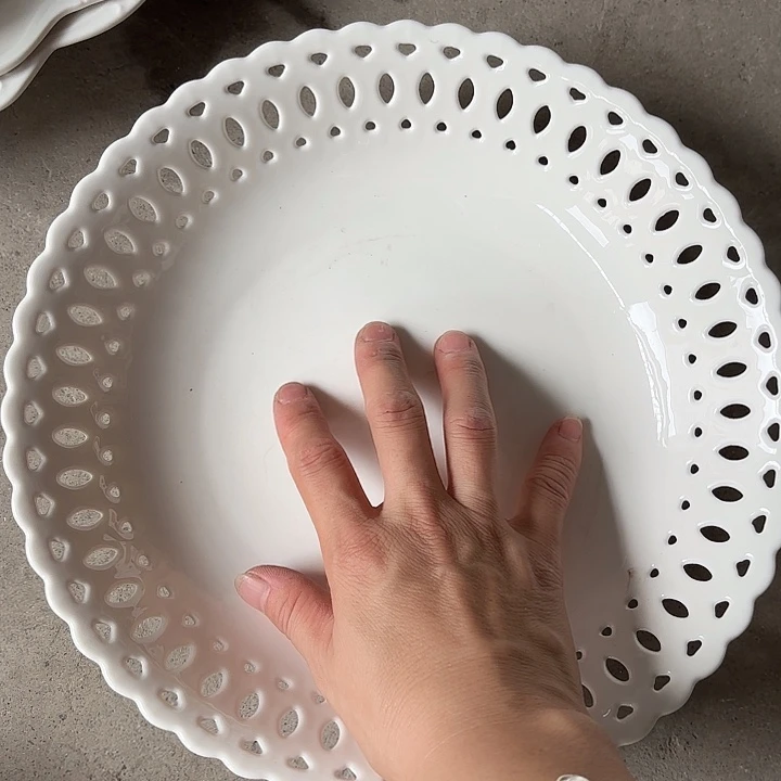 碟微瑕介意勿拍……1个