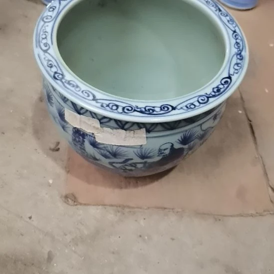 瓷片玩玩具枪毙吧热热的