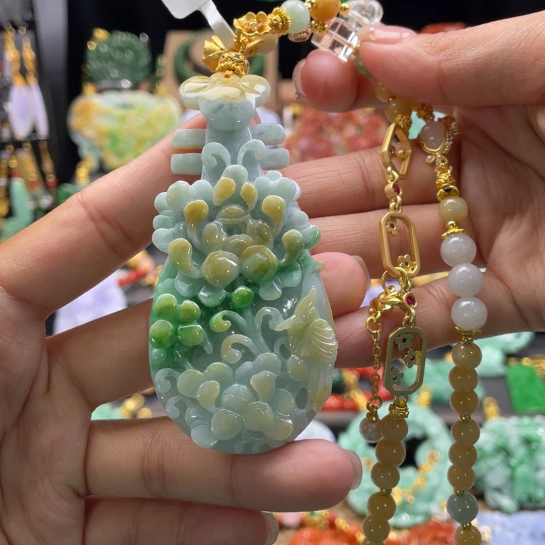 翡翠颈饰未镶嵌代编织