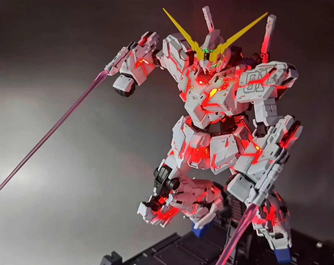 万代MG独角兽高达模型代工喷涂咨询