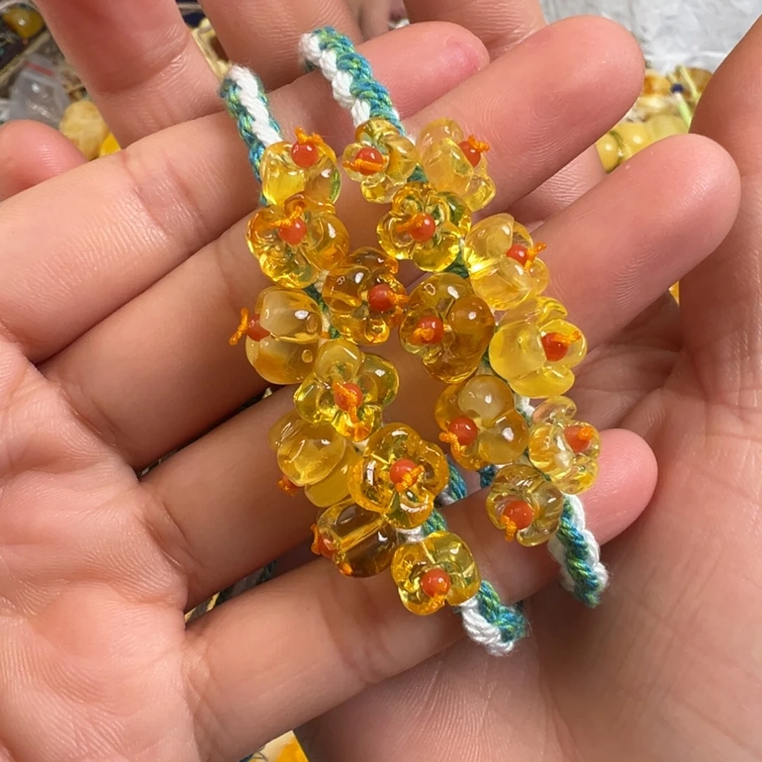 琥珀未镶嵌裸石多样性发一条