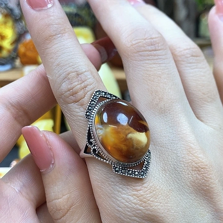 银S925镶嵌颈饰琥珀又**名戒指