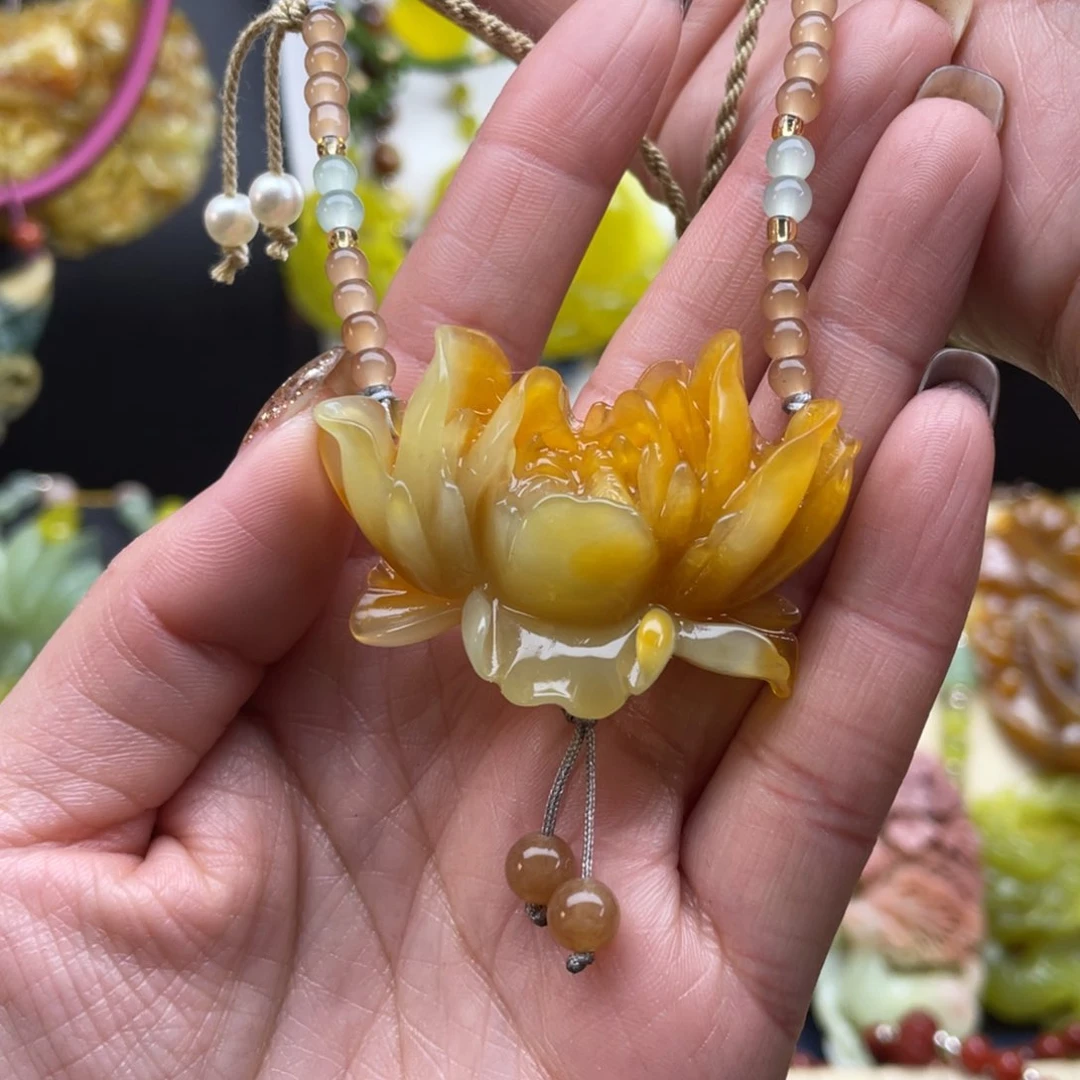 未镶嵌蛇纹石玉颈饰