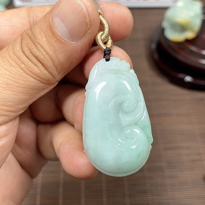 颈饰未镶嵌翡翠天然翡翠玉A货配证书