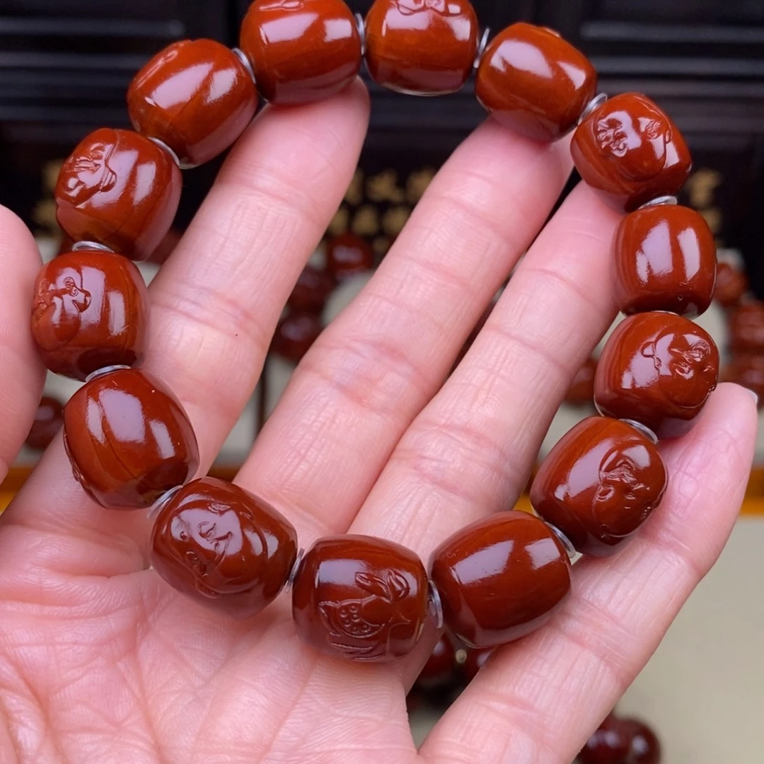 陈***楚橄榄核吊坠老型弥勒