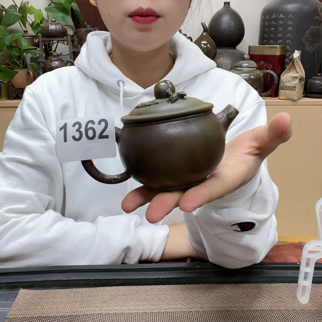 壶※****⭐1362老韩坭兴陶 柴烧寿桃壶