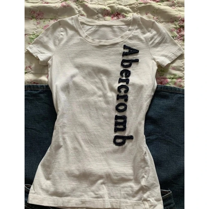 美式复古字母刺绣圆领短袖T恤女夏季新款内搭修身显瘦正肩上衣潮