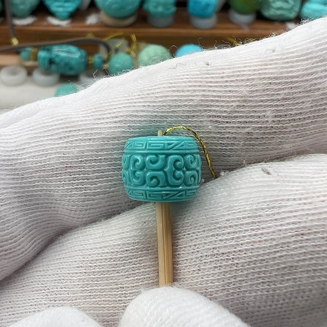 绿松石配饰未镶嵌