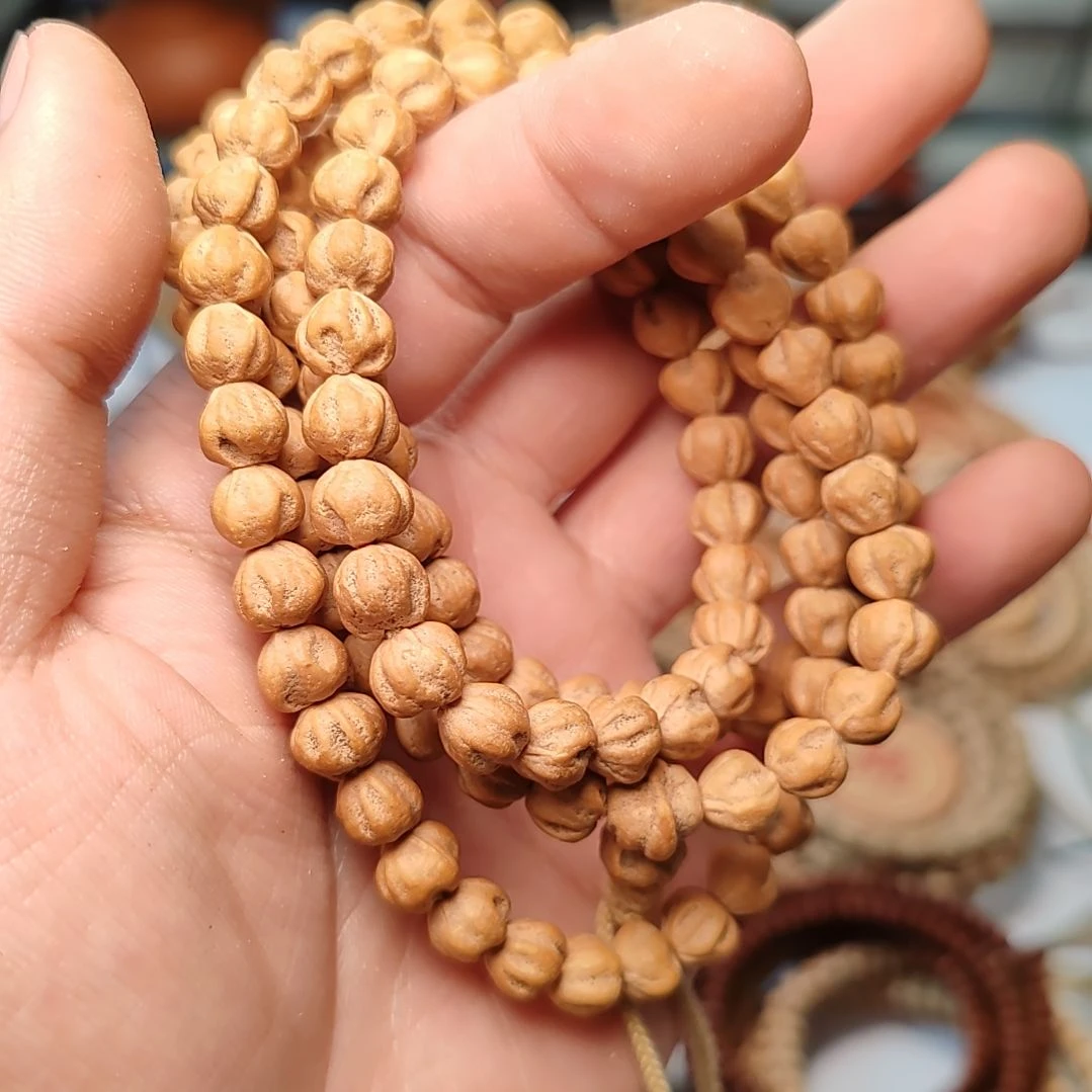 柏香籽/百香籽吊坠淡*