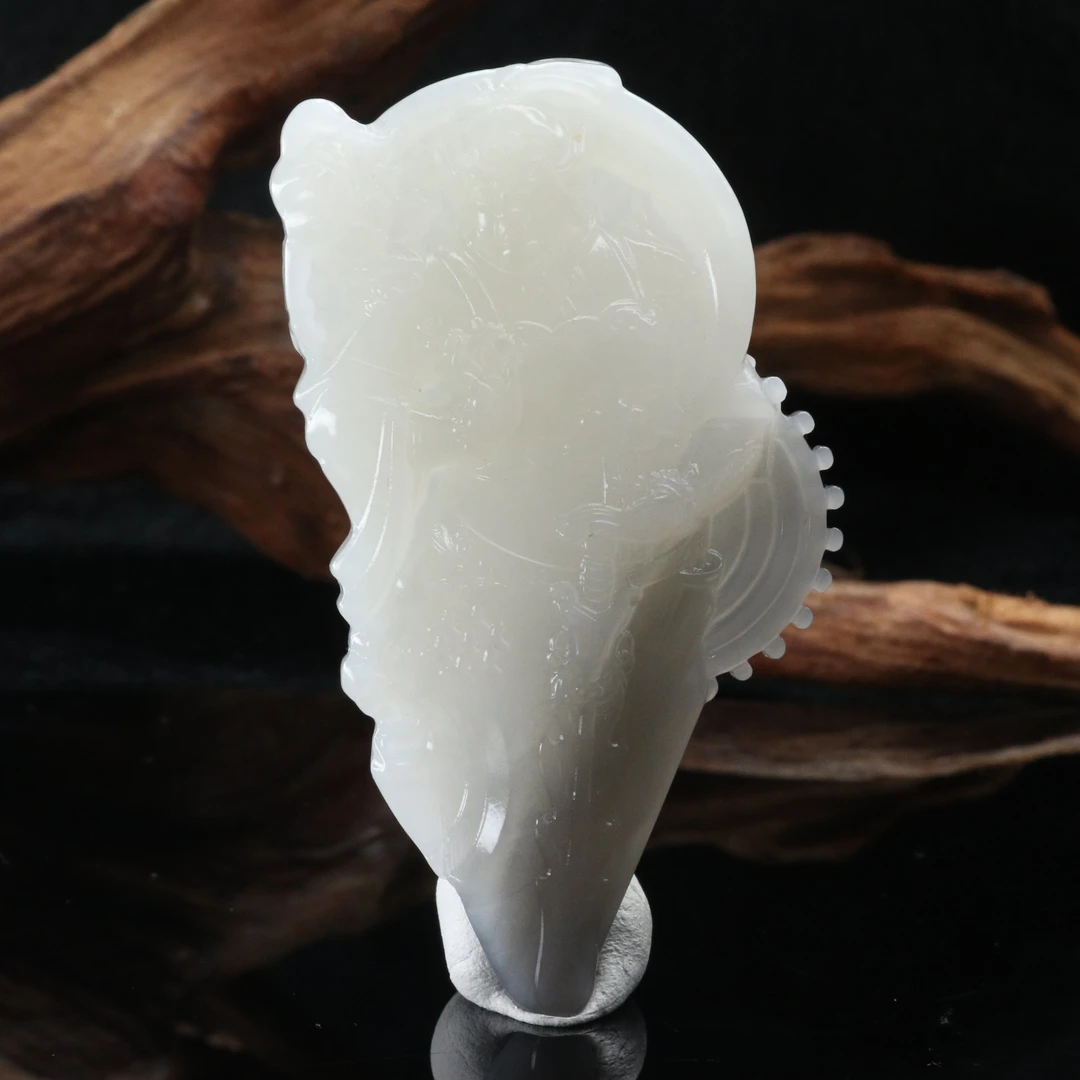 16和田玉青花特色摆件/300432北京中保拍卖