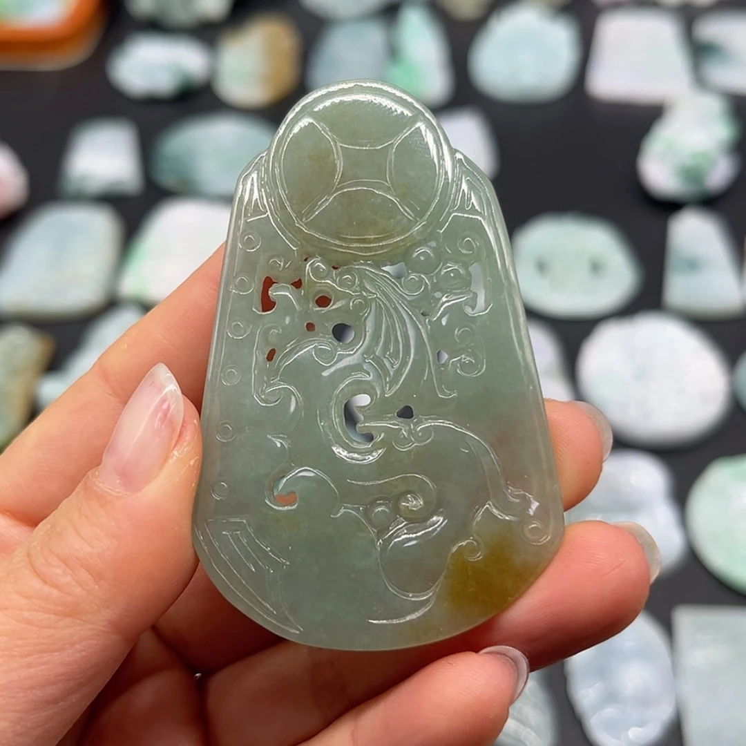【闪购商品】翡翠颈饰未镶嵌仿古龙