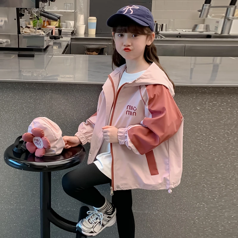 女童春秋外套2025新款儿童韩版洋风衣气中大童女孩冲锋衣上衣风衣