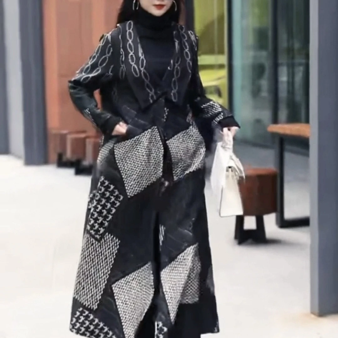 77552杏色复古高端提花大码长款秋季优雅气质外套