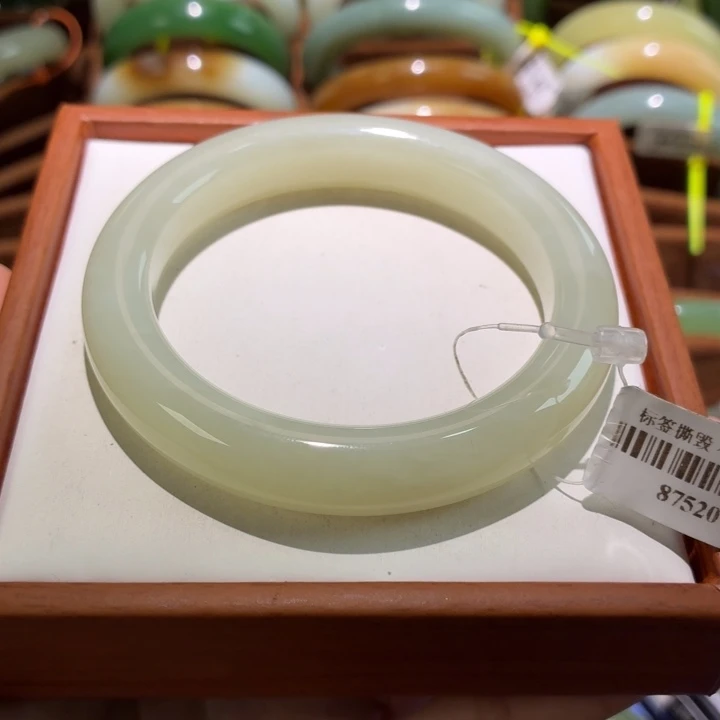 和田玉未镶嵌手镯 57 58