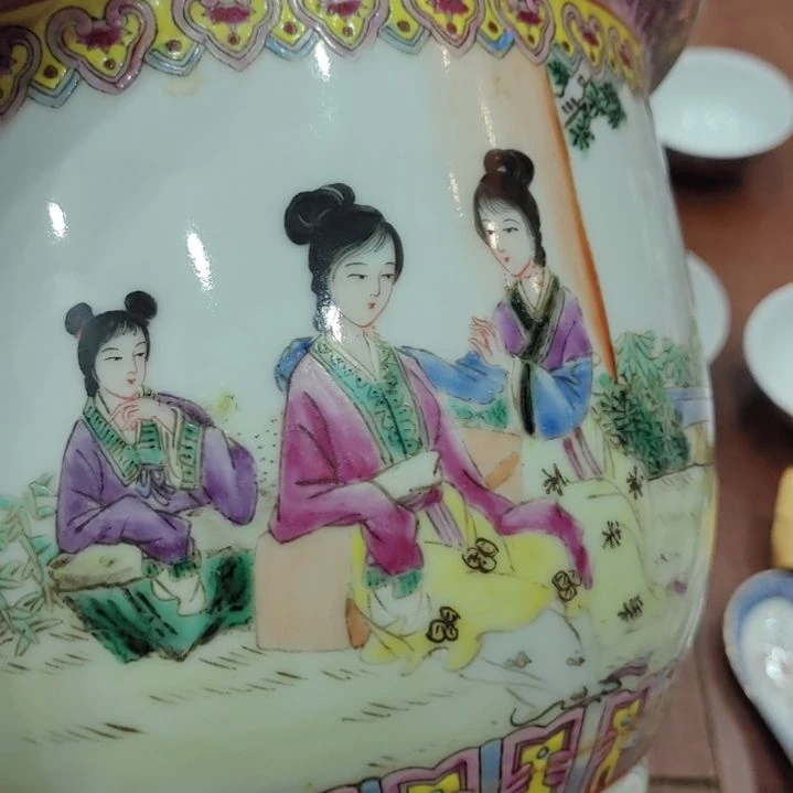 用***9陶瓷景德镇花瓶一个