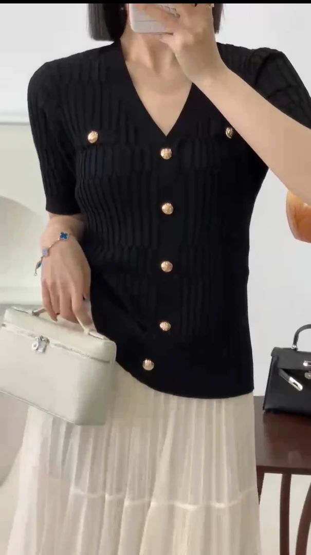 蕊蕊家家修身显瘦冰丝短袖