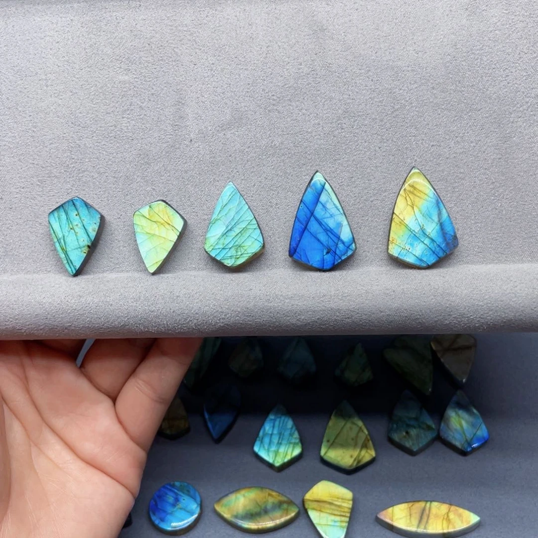 小***r银S925镶嵌颈饰长石