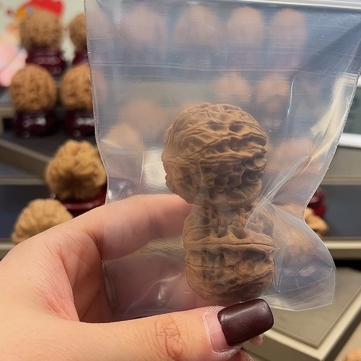 文玩核桃把件叼****灰37 鬼龙 q-030