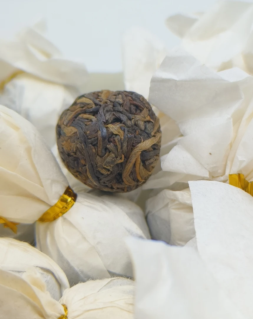 2008年兴海班章龙珠品鉴装100克/罐