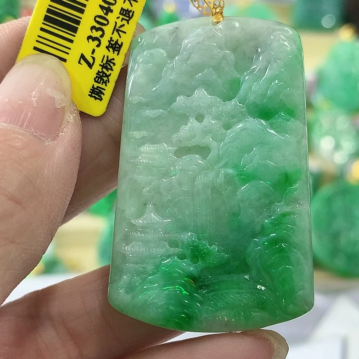 翡翠颈饰18K金镶嵌挂件