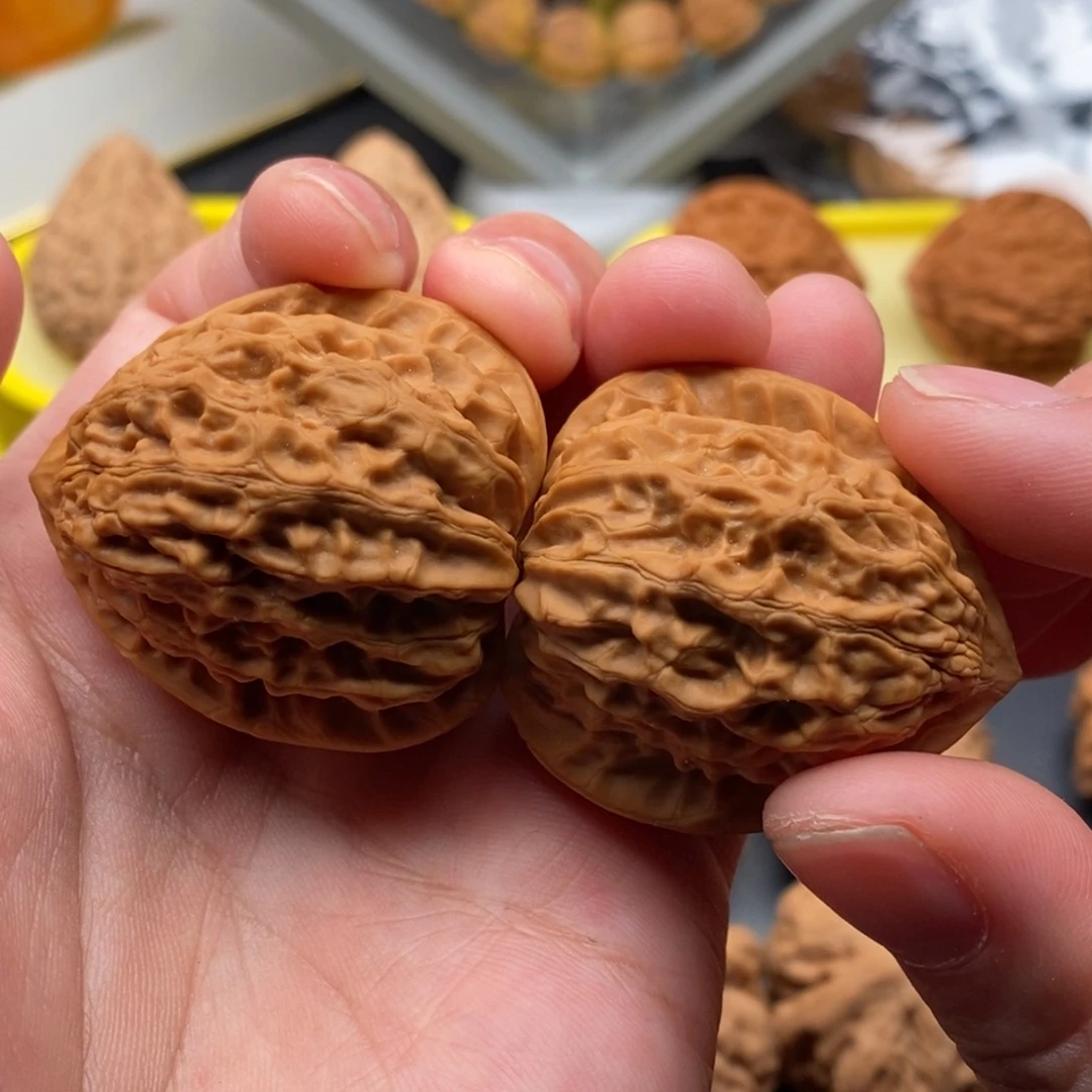 文玩核桃把件小众金牛36+