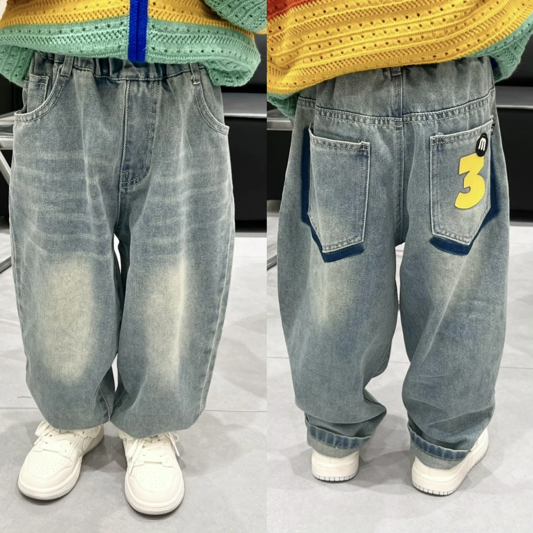 轩轩家2025春季新款童裤儿童韩版个性口袋牛仔裤男童宽松贴标长