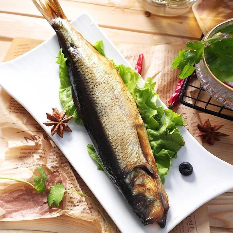 风味烟熏鱼肉整条熏制沙丁鱼即食特色产下酒菜美食