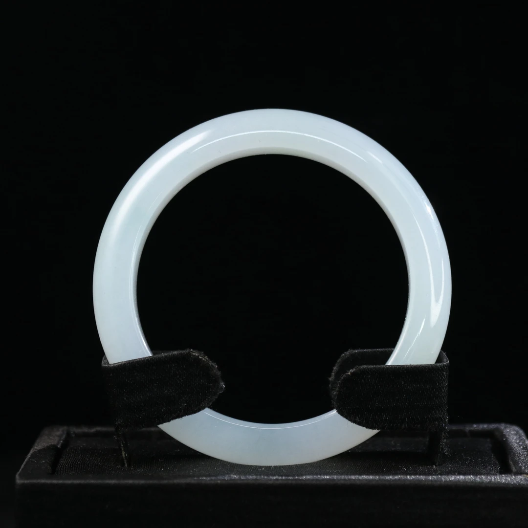 45天然缅甸翡翠A货手镯/600061/上海嘉禾拍卖