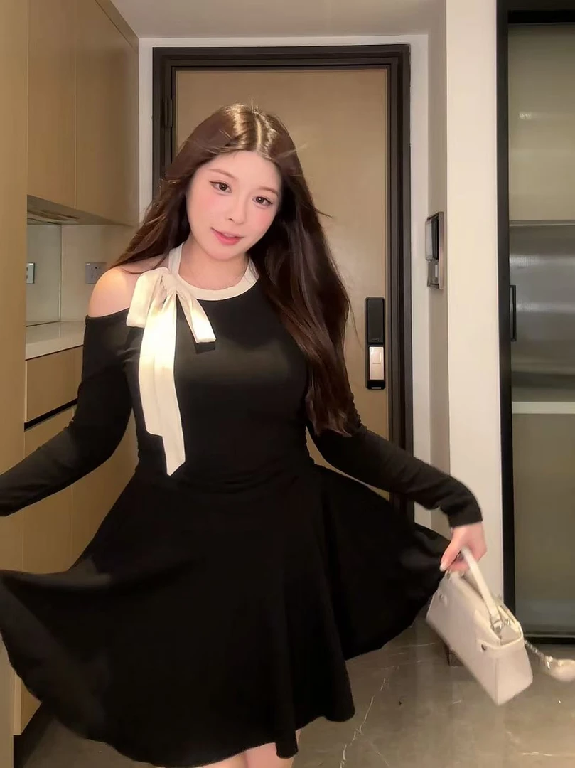 【肉丸】胖MM大码法式纯欲蝴蝶结秋冬针织连衣裙气质露肩蓬蓬短裙
