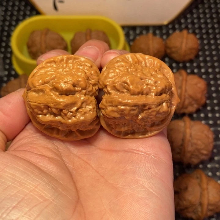 把件文玩核桃肌肉蛙