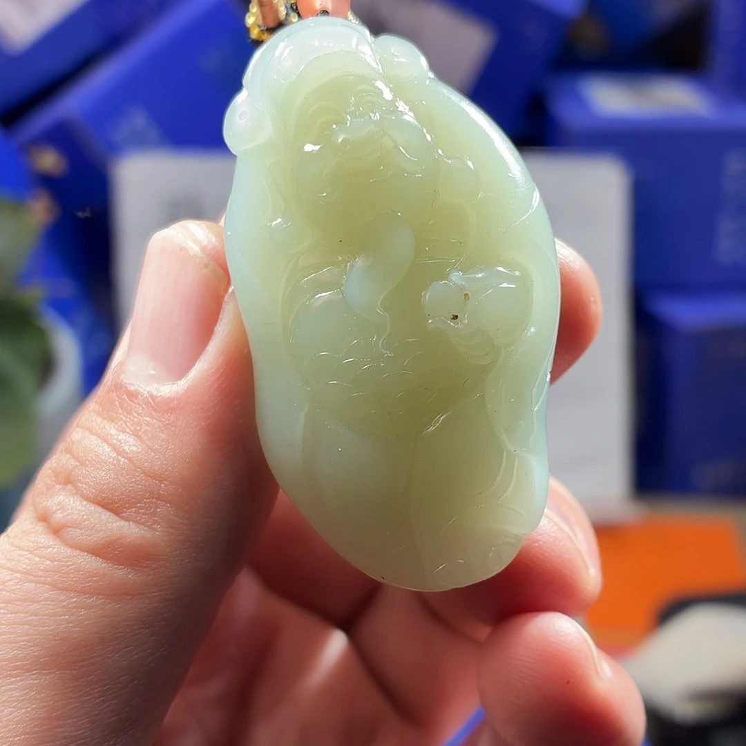 和田玉（糖玉）未镶嵌颈饰