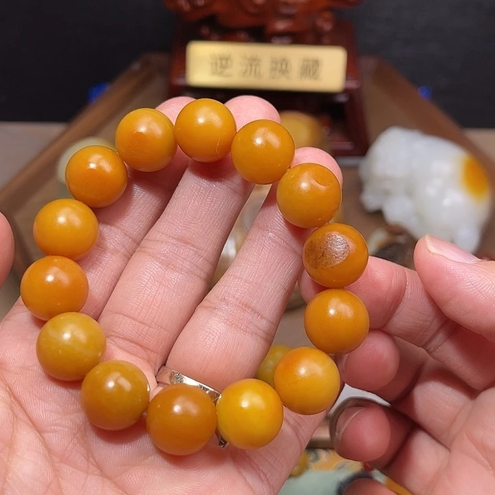 我***和田玉未镶嵌颈饰