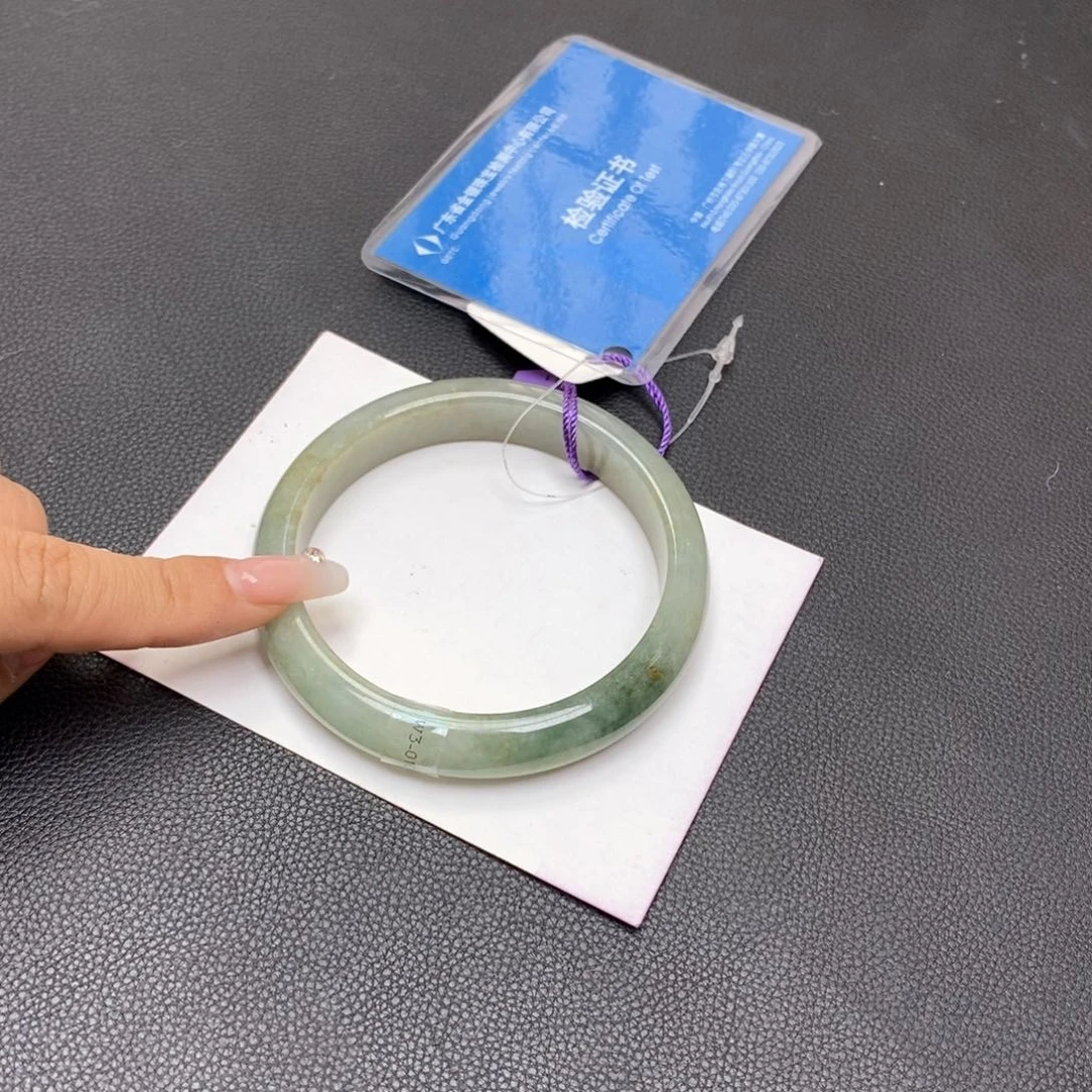 翡翠手镯未镶嵌S*60圈口