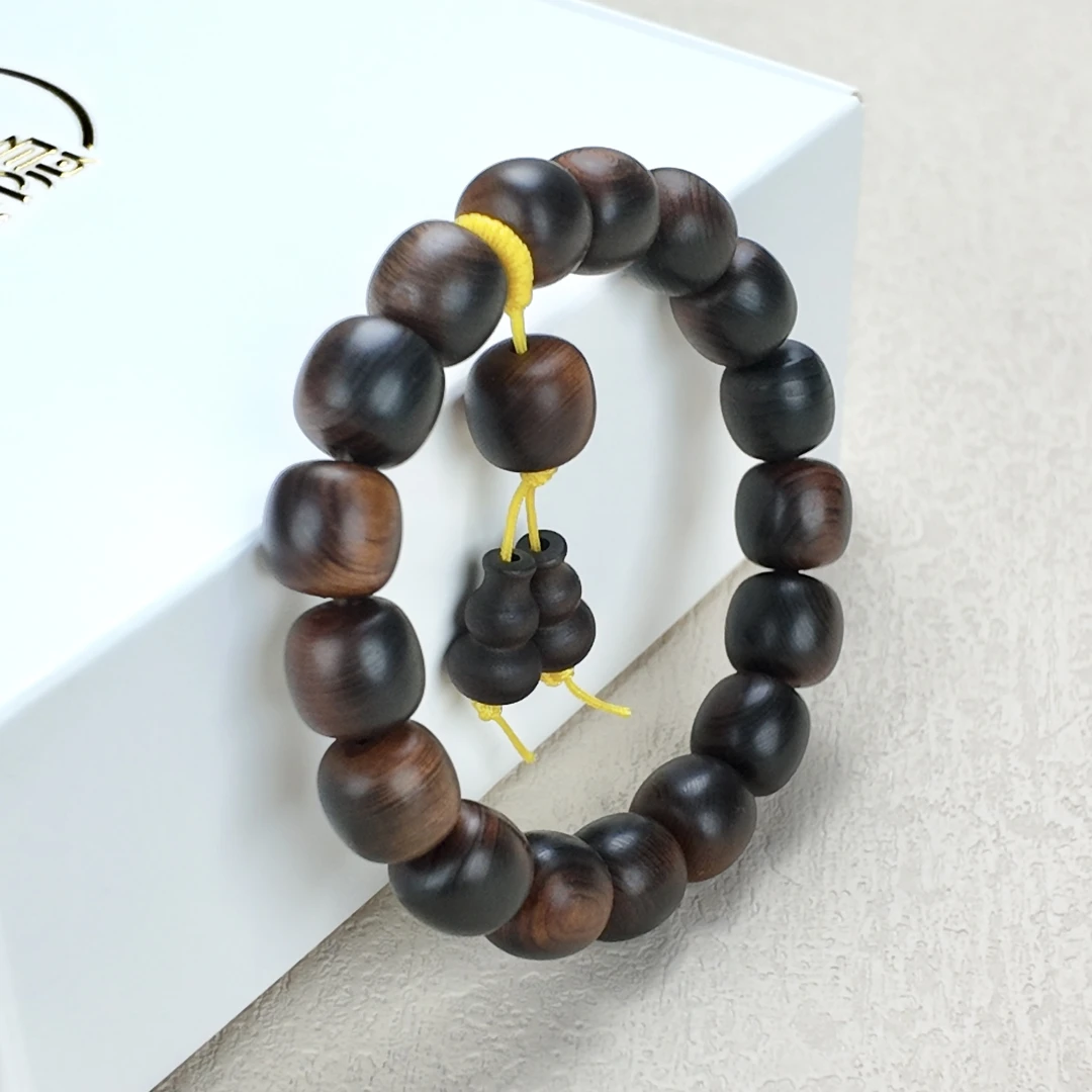 太行崖柏天然雷击陈化老料老型手工单圈手串焦糖奶香黑油