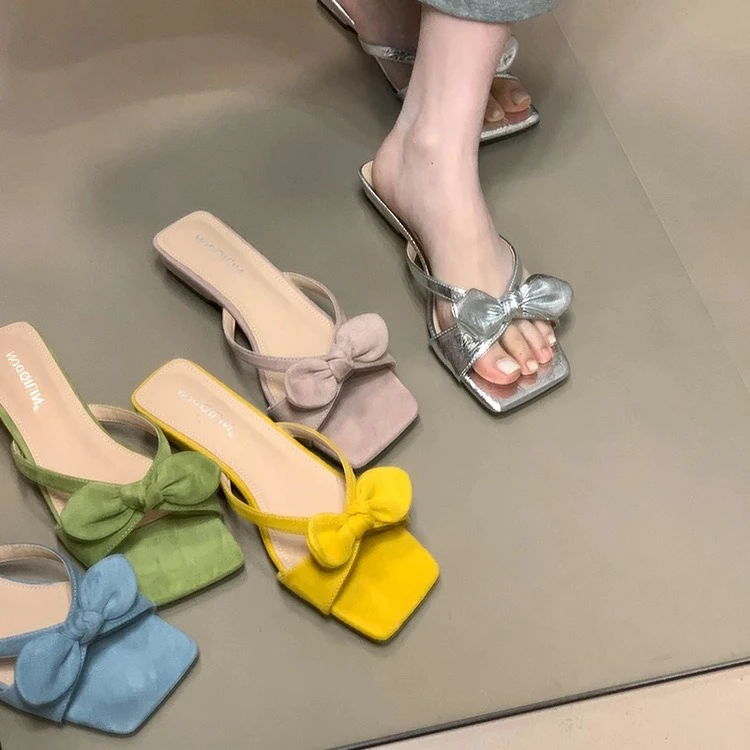 法式晚风凉拖鞋女2025年夏季新款仙女风配裙子蝴蝶结露趾沙滩凉鞋