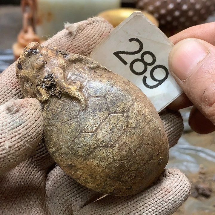 未镶嵌和田玉挂件