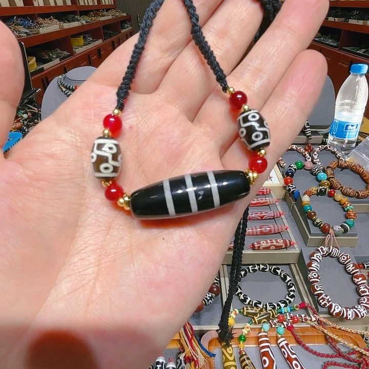 未镶嵌玛瑙/玉髓珠宝奇石