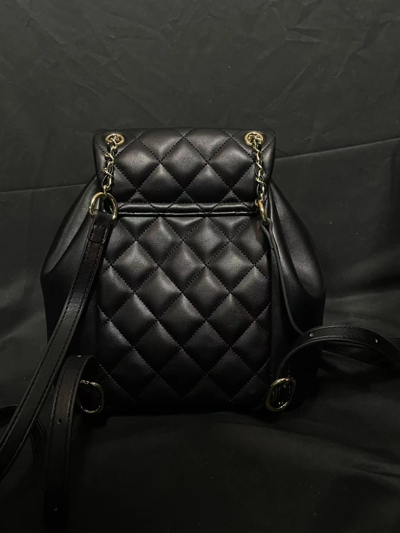 LQ-WITH-QUEEN真皮女包双肩小书包黑色