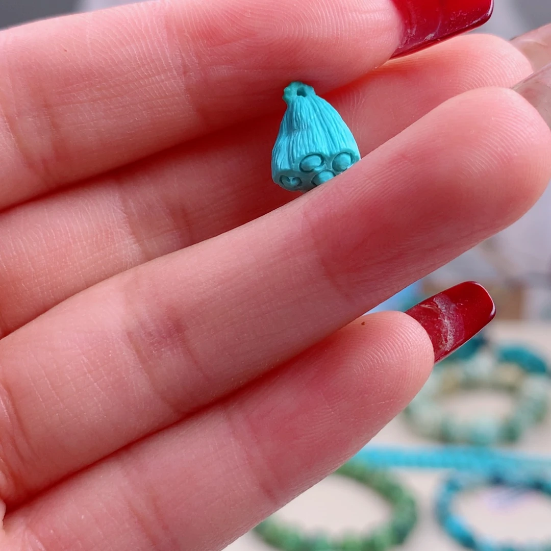 绿松石未镶嵌珠宝奇石