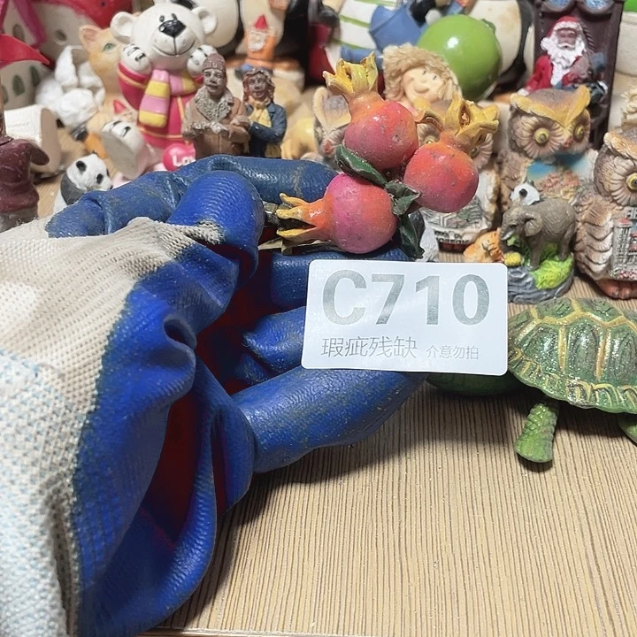 七***侠摆件孤品老货微瑕瓷