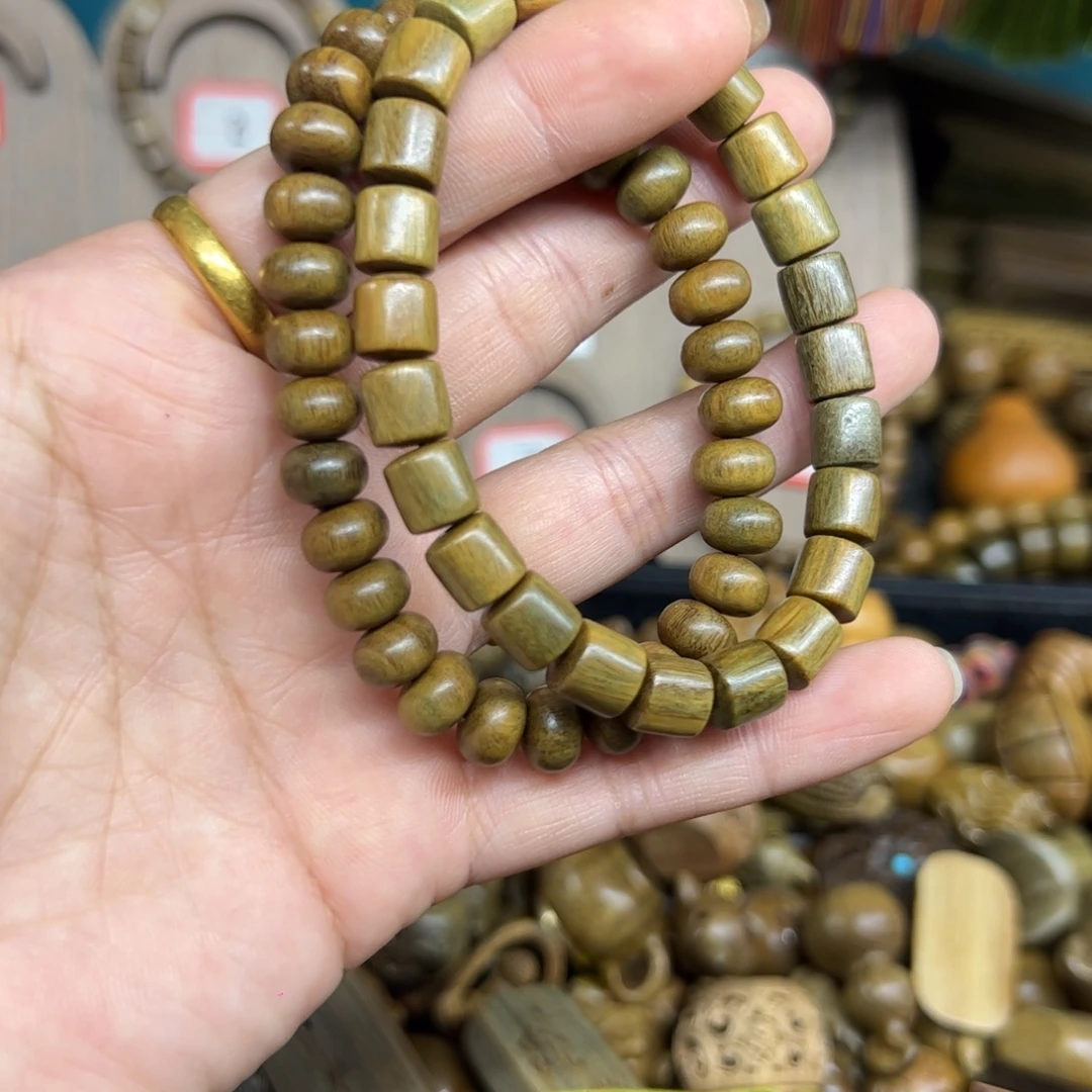 维腊木（绿檀）无事牌