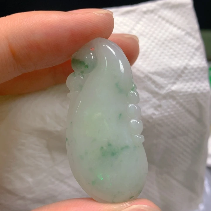 翡翠未镶嵌挂件翡翠